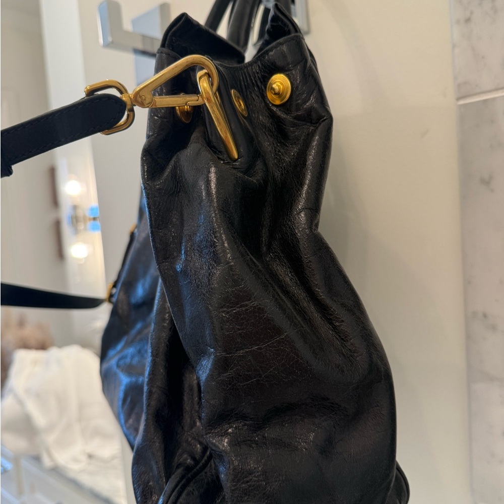 Prada Black Leather Handbag with Gold Accents - Picture 4 of 8